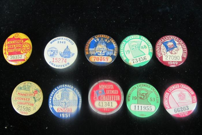 10 Minnesota Licensed Chauffeur Plastic Buttons