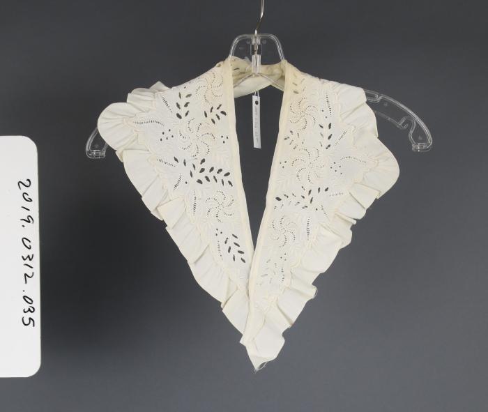 Collar