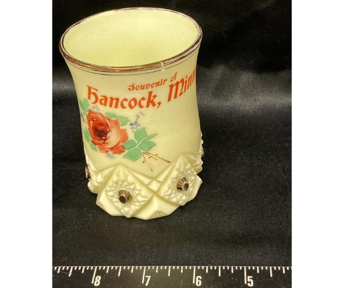Beverage tumbler