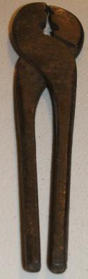 Pliers