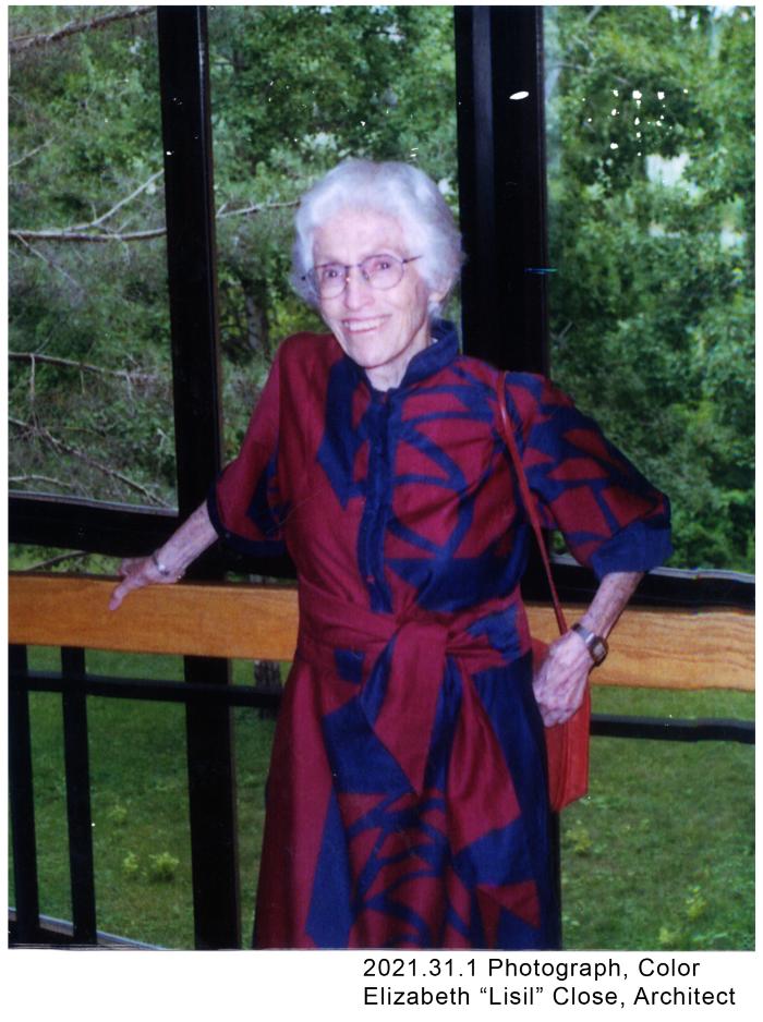 Elizabeth "Lisil" Close