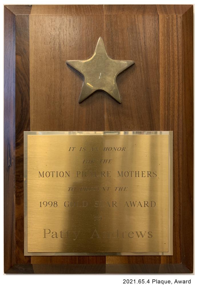 1998 Gold Star Award Presented to Patty Andrews