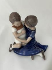 Sculpture - Brother and Sister