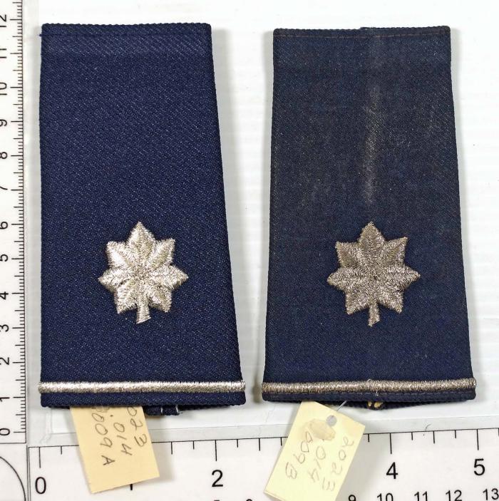 Lt. Air Force epaulets