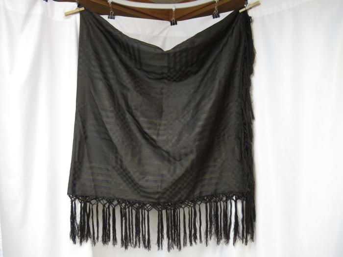Black Shawl