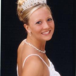 2002 Waterama Queen Heidi Schlueter