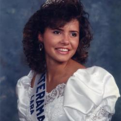 1990 Waterama Queen Lara Peterson