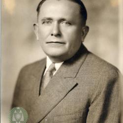 Anfin E. Kvam