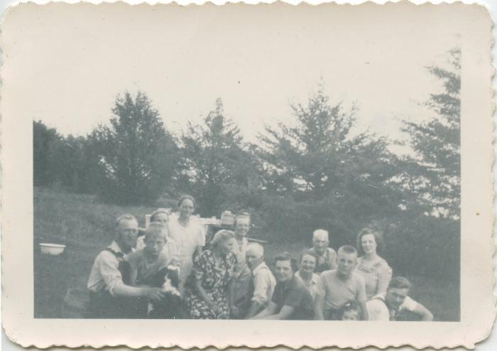 Large Grant Family Group