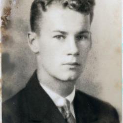 Excelsior High School Class of 1939, Robert Hammar