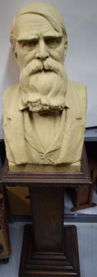 Bust