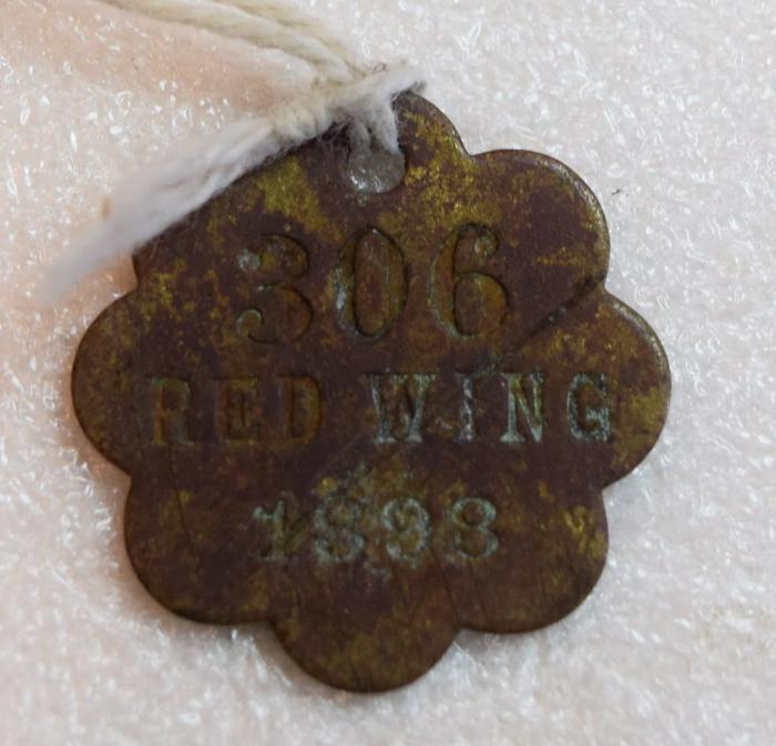 Tag, Identification