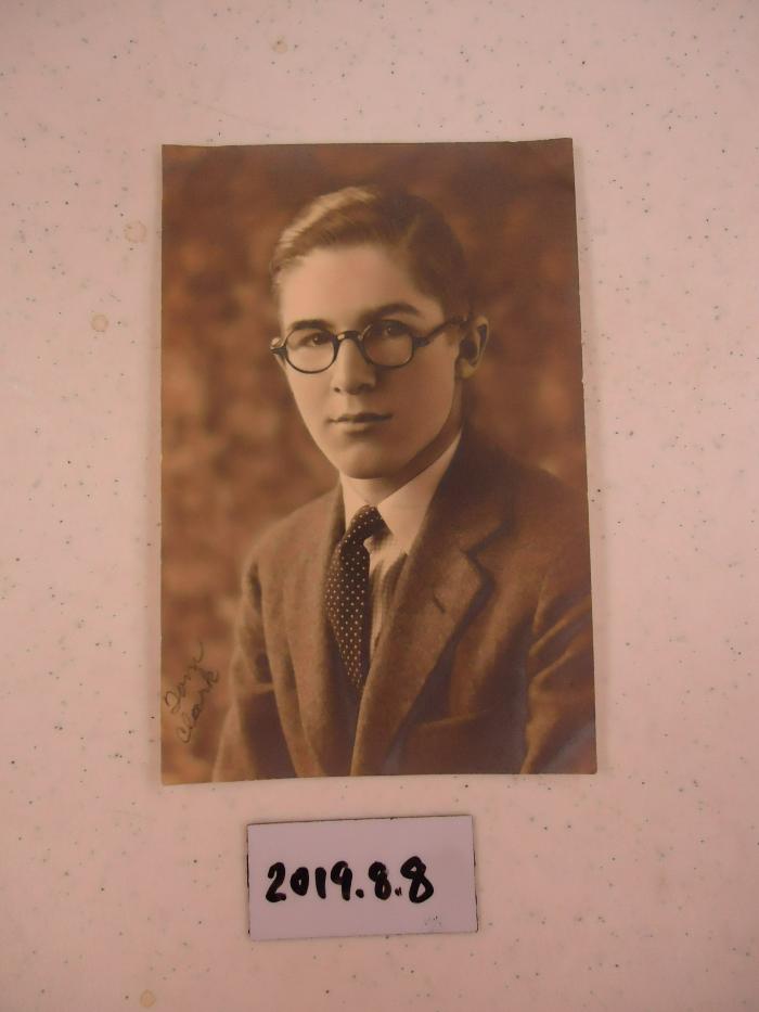 Photograph, Tom Clark