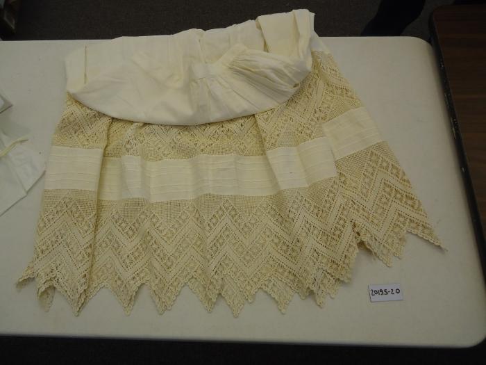 Woman's Skirt