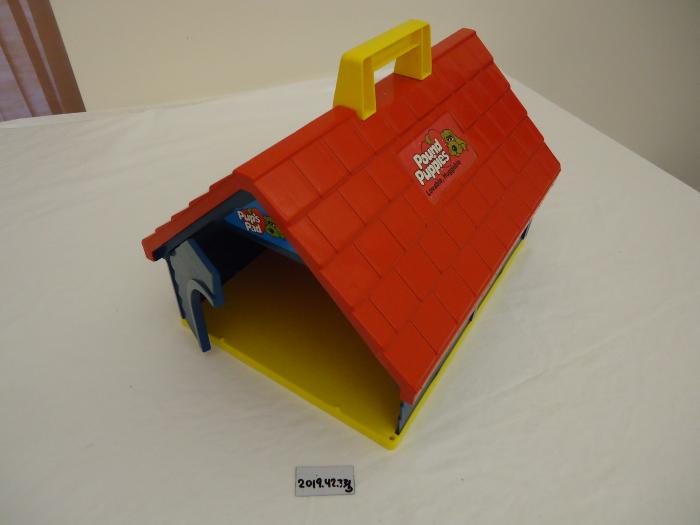 Tonka Pound Puppy Dog House