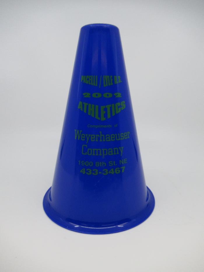 Lyle-Pacelli 2002 Megaphone
