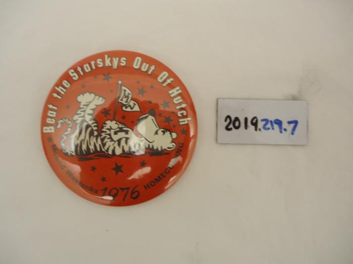 Pinback Button for Mound Westonka HS Homecoming, 1976