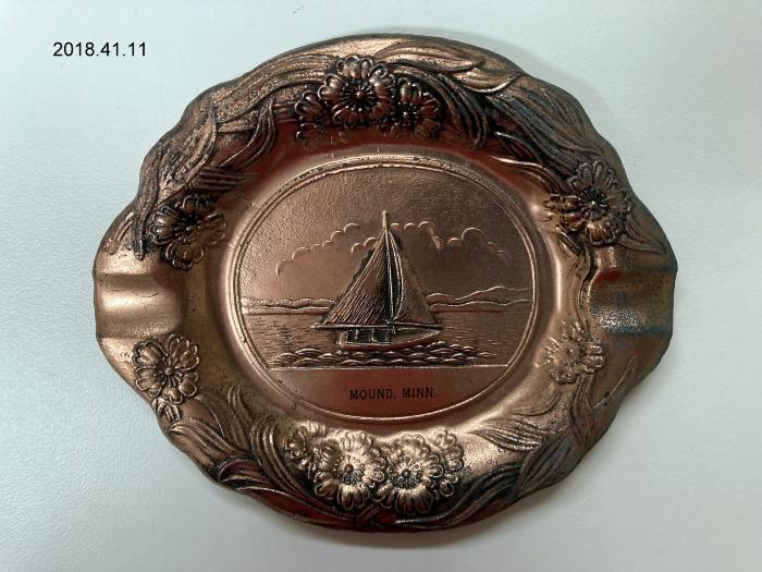 Mound Advertising Ashtray