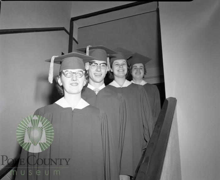 Glenwood High School Seniors. Glenwood, Minnesota 
