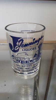 Jennings Liquors, The Nations Finest, Dial Wet Brew, 4608 Excelsior Blvd., St. Louis Park, Minn.
