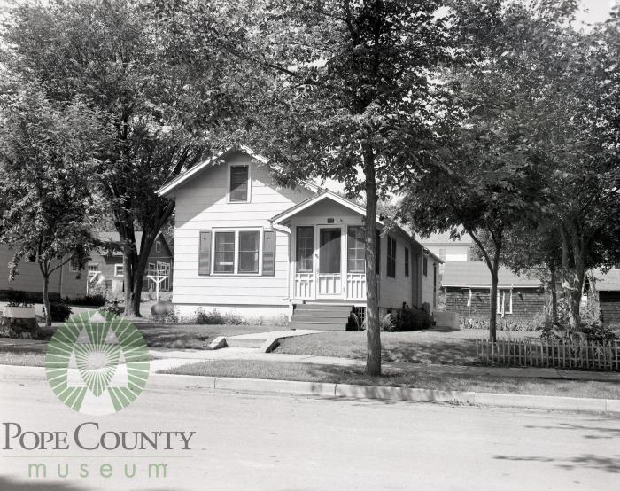 Town-Country Gas Company Ad. Glenwood, Minnesota