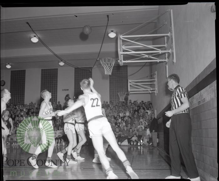 Boys High School Basketball, Glenwood, Minnesota