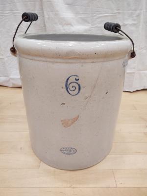 Red Wing 6-gallon Crock