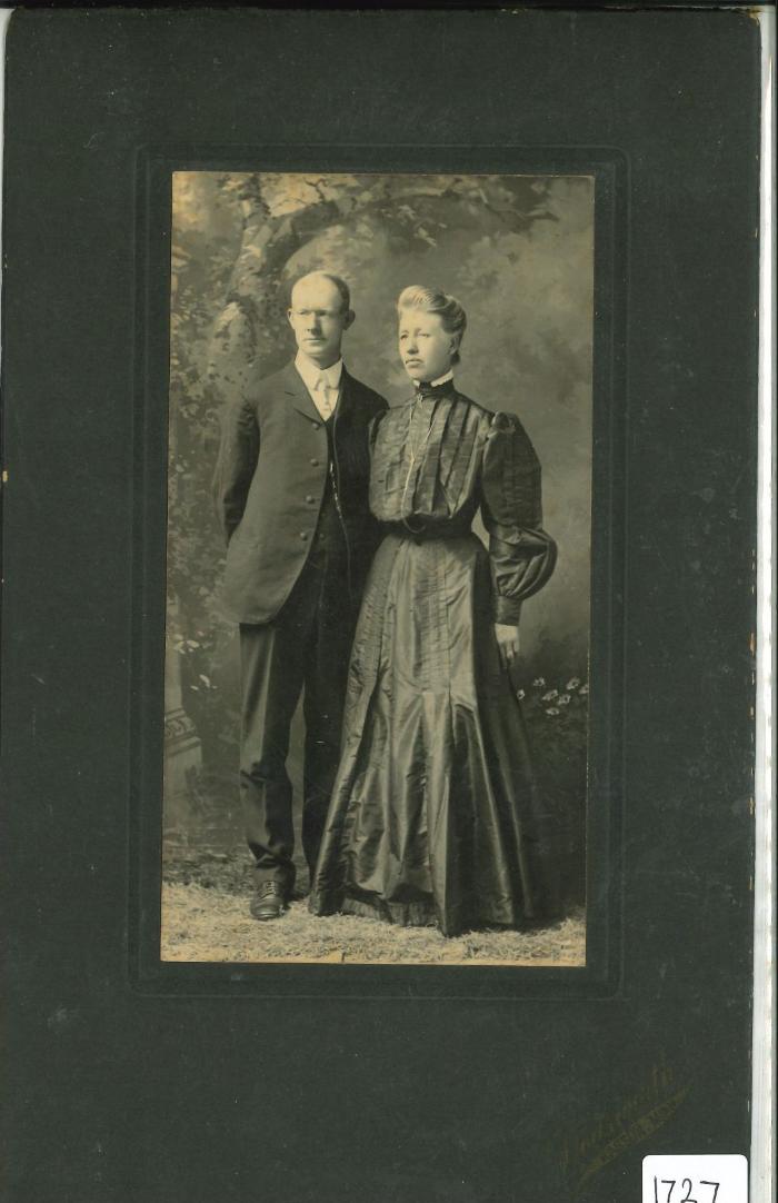 Wedding photograph of Mr. & Mrs. Hans Grovdahl