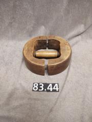 Hat stretcher.