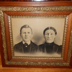 Charcoal portrait of Ole Fekjene Knudson and Ingerid Engebretsdatter Bekkedal Knudson