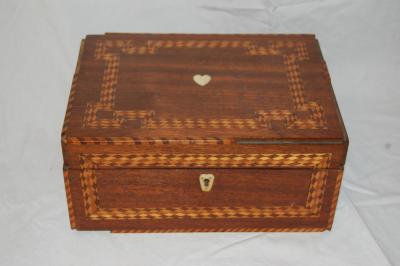 Box, Trinket