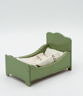 Green Painted Wood Doll Bed: Doll Furniture