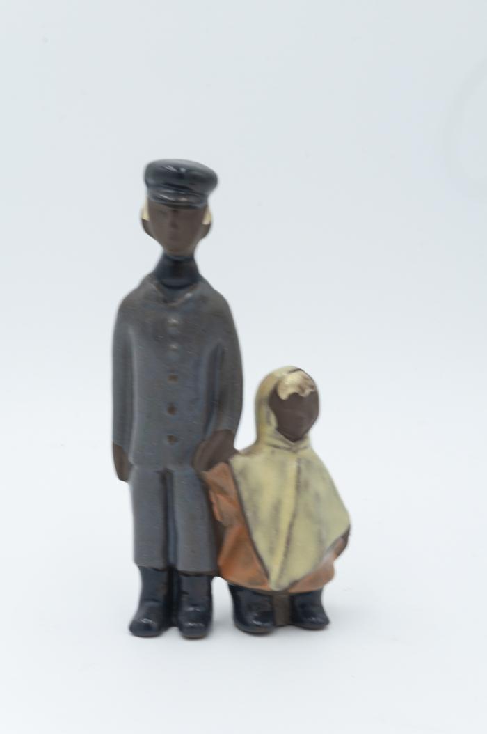 Grantofta Pottery Father and Child: Figurine