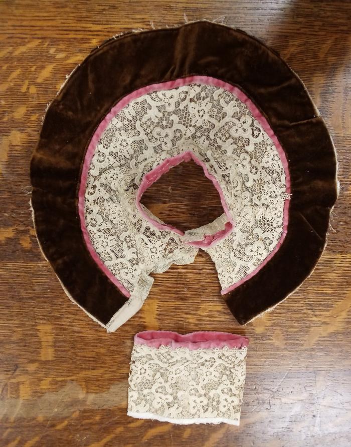 Collar