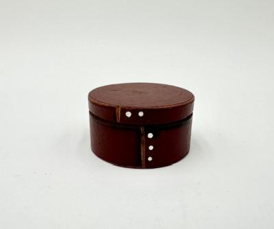 Doll Hat Box: Doll Accessory