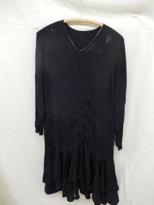 Black long-sleeved dress