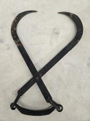 Tongs, Block Ice