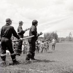 Photo Negative: July 14, 1982, issue of Maplewood Review