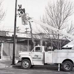 Photo Negative: December 3, 1980, issue of Maplewood Review