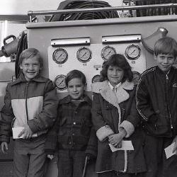 Photo Negative: December 3, 1980, issue of Maplewood Review