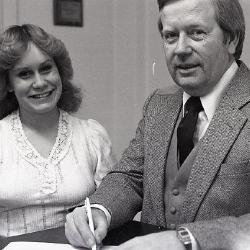 Photo Negative: December 3, 1980, issue of Maplewood Review