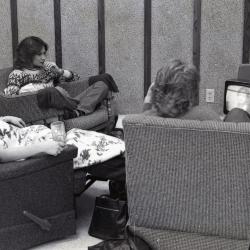Photo Negative: November 26, 1980, issue of Maplewood Review