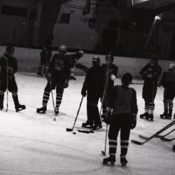 Photo Negative: November 26, 1980, issue of Maplewood Review