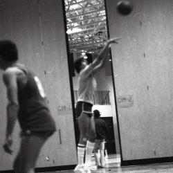 Photo Negative: November 26, 1980, issue of Maplewood Review