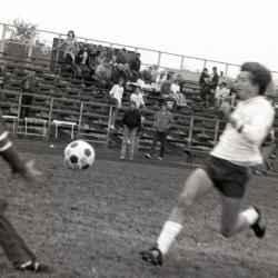 Photo Negative, October 22, 1980, issue of The Maplewood Review