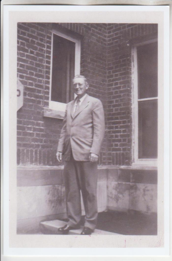Photograph of Dr. Leonard Larson
