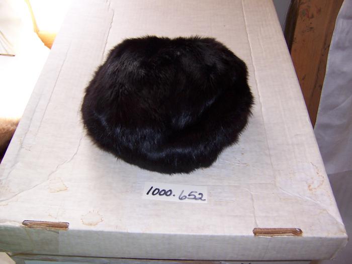 Black fur hat
