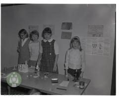 Glenwood Central School students during the 5th grade science fair