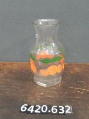 Carafe: orange juice