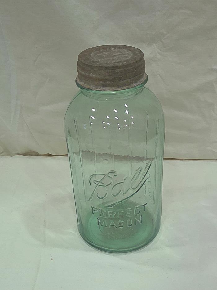 Canning jar: Ball half gallon